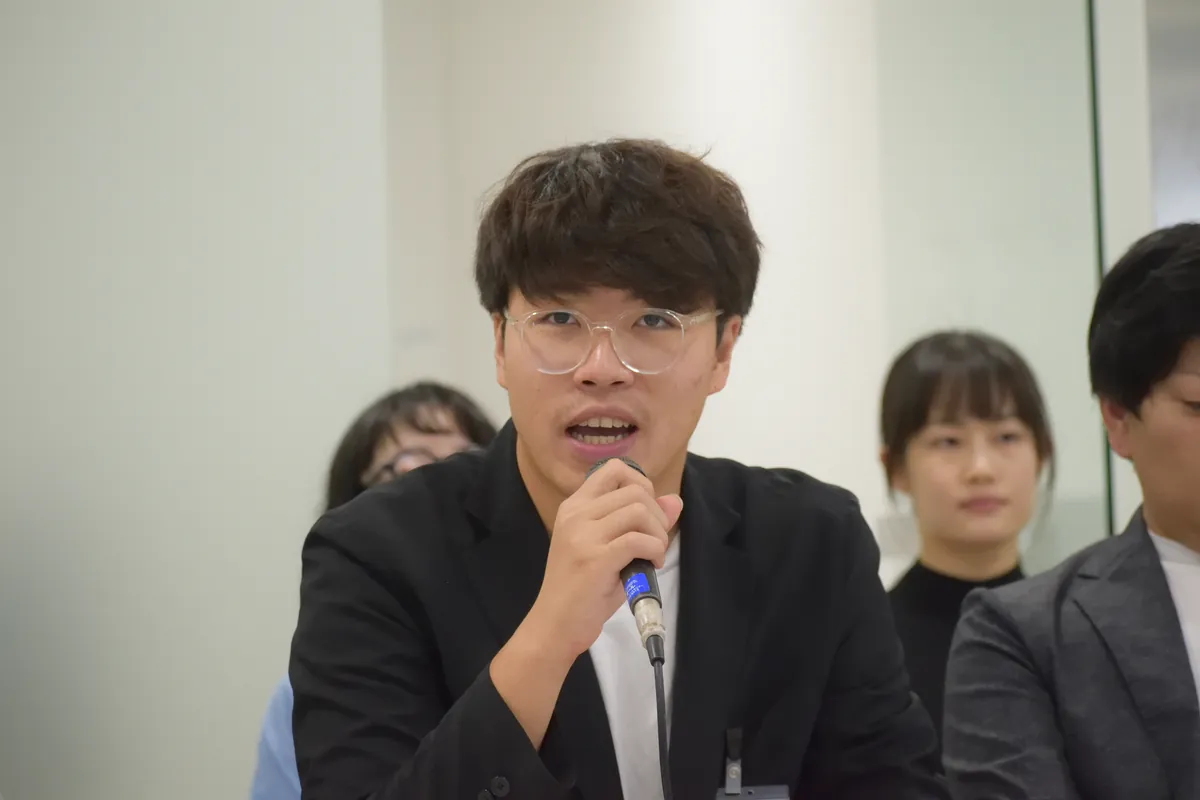A speaker presenting during judging